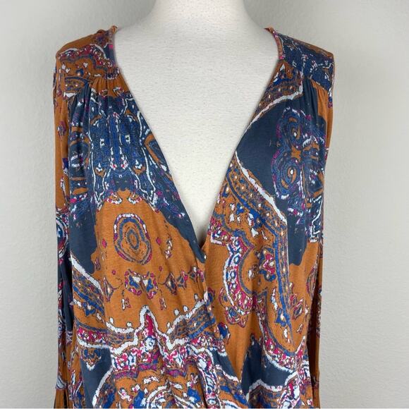 Free People Blue Brown Paisley Knit Fiona Faux Wrap Tie Waist Top Small - Picture 4 of 11